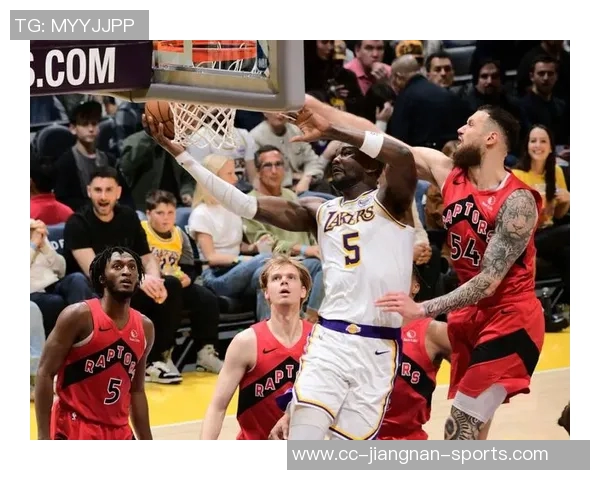 湖人防守实力大增艾顿今晚能否化身尤因引领胜利