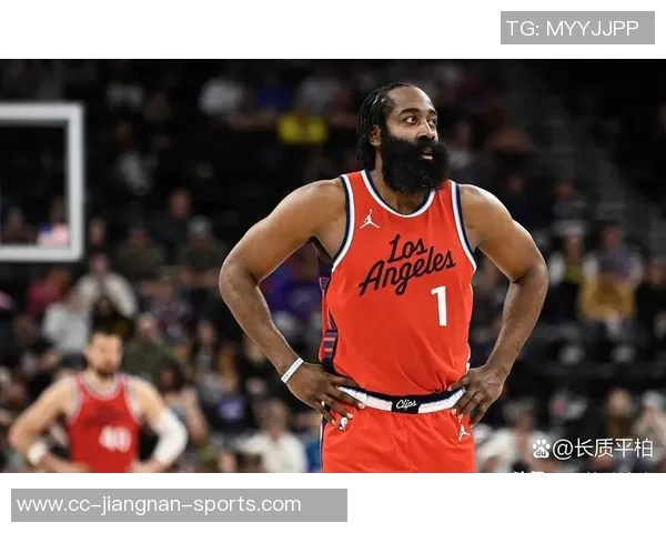 哈登首节狂砍15分全场高效13投10中轻松拿下31分4篮板6助攻2盖帽 哈登首节狂砍15分全场高效13投10中轻松拿下31分4篮板6助攻2盖帽